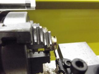 Deep grooving on FD 150/E lathe with 44405 blade & optional 44407 toolpost